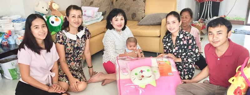 กองกลาง สำนักงานอธิการบดี แสดงความยินดีพี่จอย ธิดารัตน์ มาตรแสง ที่ได้ลูกสาวที่น่ารัก กองกลาง สำนักงานอธิการบดี แสดงความยินดีพี่จอย ธิดารัตน์ มาตรแสง ที่ได้ลูกสาวที่น่ารัก